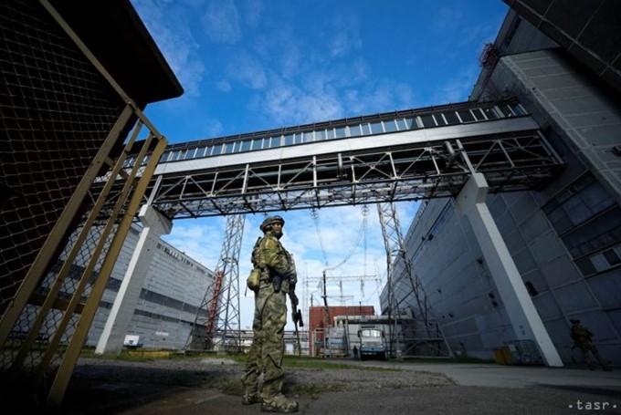 TASS: Záporožská elektráreň je odpojená od siete, môže za to Ukrajina