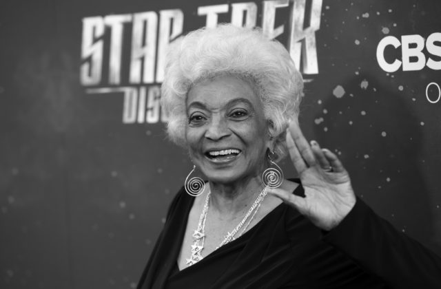 Zomrela Nichelle Nichols, známa ako Uhura zo seriálu Star Trek