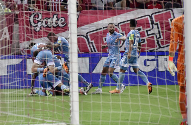 Slovan uhral na pôde Olympiakosu remízu, tréner Weiss st. to považuje za najlepší zápas pod jeho vedením