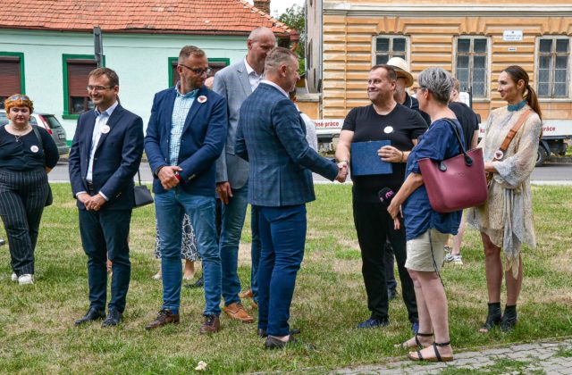 TAURIS búra predsudky, získal ocenenie za priateľstvo