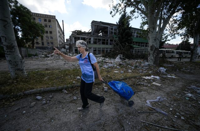 Ľudia v Sjevjerodonecku neprežijú zimu, odchádzajú z mesta pre nefunkčnú elektrinu či kanalizáciu