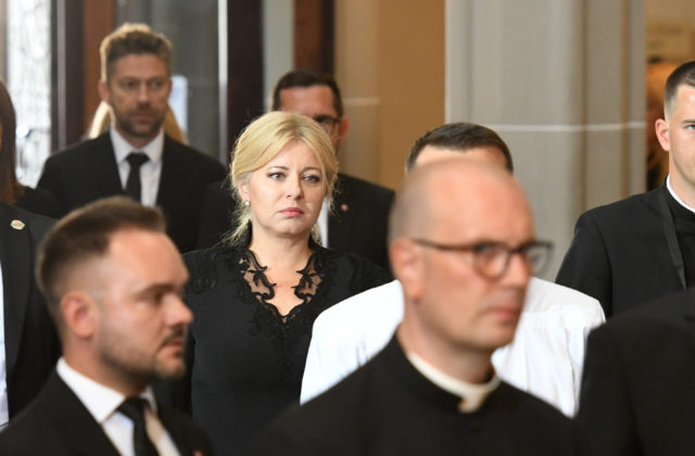 Pozemská púť kardinála Tomka sa síce uzavrela, no jeho odkaz tu ostáva s nami, skonštatovala prezidentka Čaputová