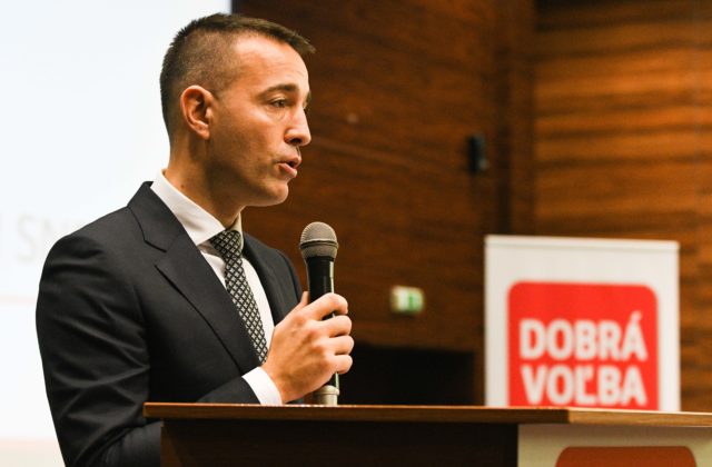 Vyslovenie dôvery Hegerovej vláde je jediný spôsob ako ukončiť koaličné divadlo, tvrdí Drucker