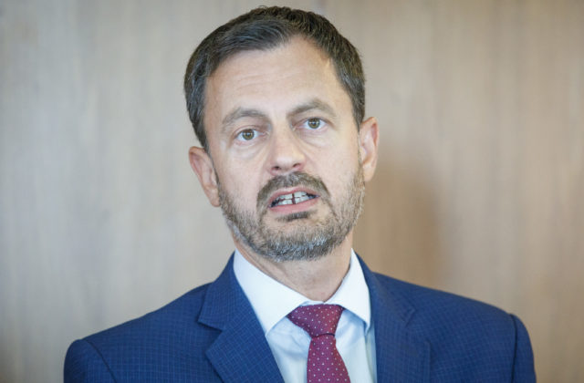 Heger predstavil v Bôriku päť bodov zmeny koaličnej zmluvy. Aké riešenie krízy navrhuje? (video)