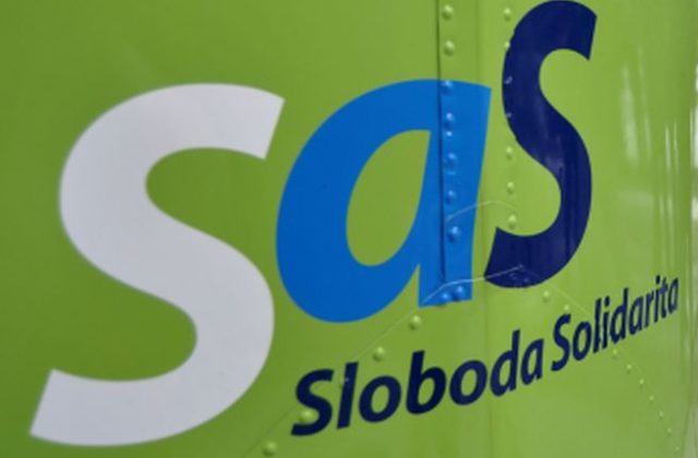 Takmer polovica opýtaných si myslí, že by Sloboda a Solidarita mala odísť z koalície. Ktorí voliči si to želajú najviac?