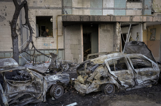 Pri Melitopoli vyhodili do vzduchu veliteľstvo okupantov, pripravovali tam „referendum“ a vydávali ruské pasy (video)