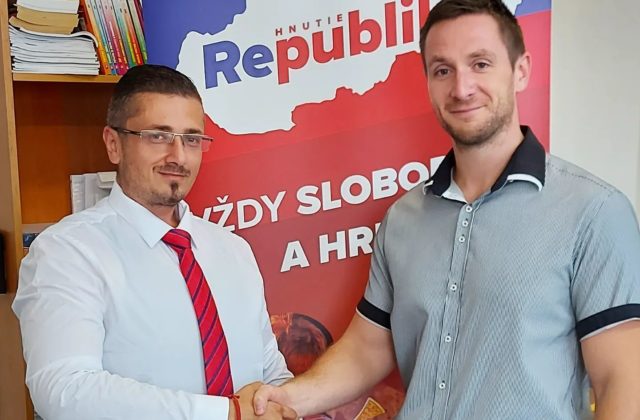 Uhrík predstavil kandidáta na predsedu Trenčianskeho kraja, je ním Magdech z hnutia Republika