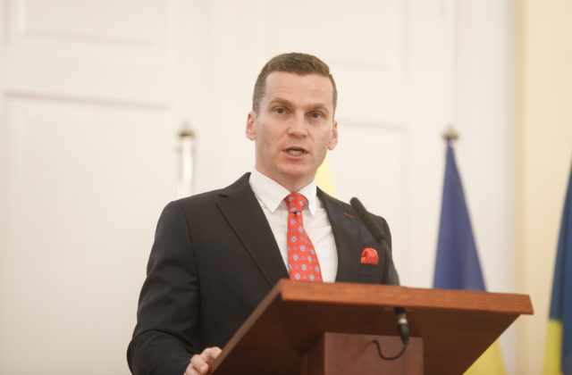 Kto nahradí Hliváka v kresle šéfa ÚVO? O post zabojujú štyria kandidáti