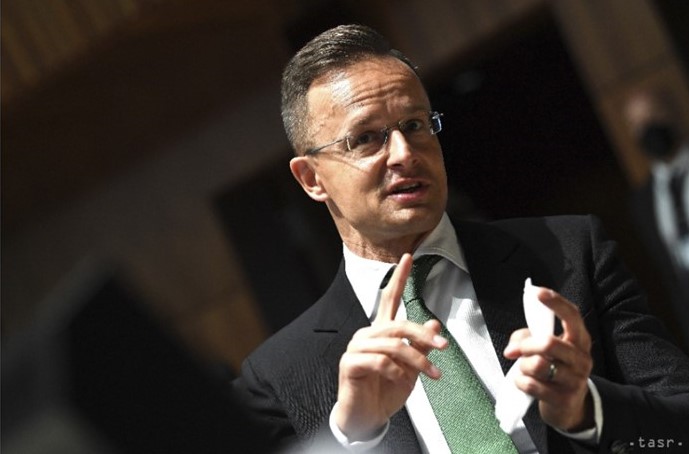 Szijjártó : Maďarsko ďalšie sankcie proti Rusku nepodporí. Nedovolíme, aby sme boli nútení platiť cenu vojny