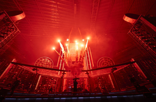 Rammstein predvedú na trenčianskom letisku horúcu šou