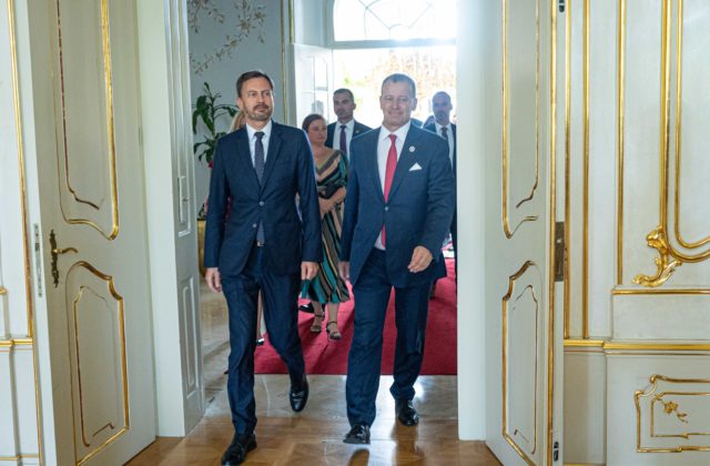 Odchodom Sulíka z vlády sa skončia hádky, tvrdí Kollár. Sme rodina vraj urobila maximum a Heger nemal na výber