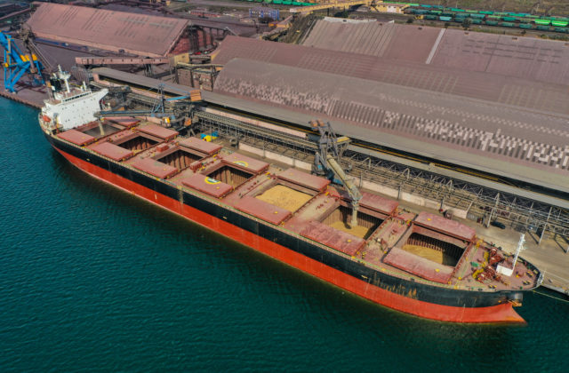 Na základe dohody o vývoze obilia po Čiernom mori odišlo zhruba 3,7 ton poľnohospodárskych produktov