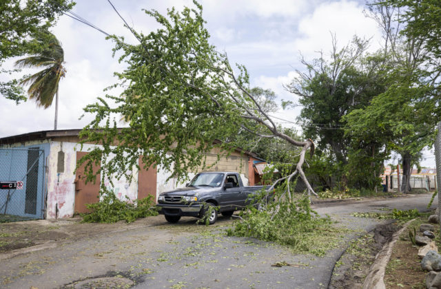 Fiona zosilnela na hurikán štvrtej kategórie, v sobotu by mala zasiahnuť kanadské provincie v Atlantiku