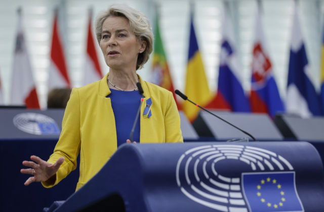 Európska únia uvalí na Rusko ďalšie sankcie, chystá sa aj zastropovanie cien ropy