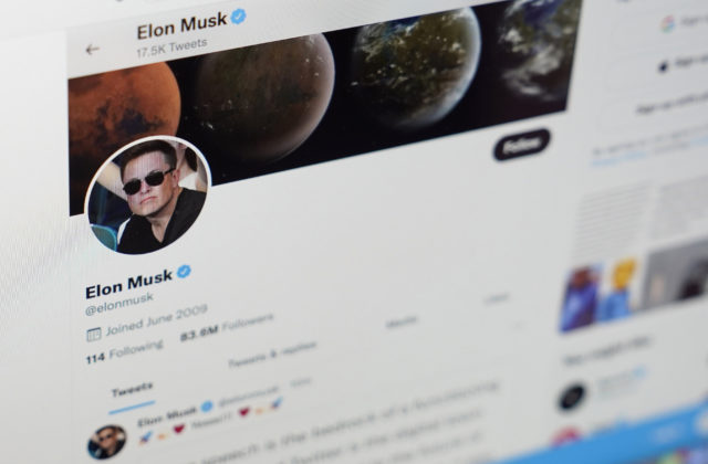 Elon Musk pobúril Ukrajincov svojou predstavou o mieri, pridal aj anketu