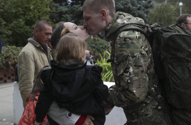 Rodiny zmobilizovaných ruských vojakov zo Sachalinu dostanú od štátu podporu, a to ryby
