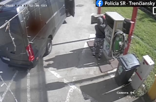 Zo zbernej nádoby mincí odcudzil 20 eur, hrozí mu pobyt za mrežami (foto)