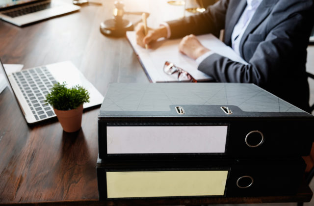 Poslanci schválili novelu Zákonníka práce. Posunie fungovanie odborov na úroveň 21. storočia