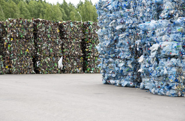 Trh organizácií zodpovednosti výrobcov treba zmodernizovať, a nie trvať na zabehnutých štruktúrach