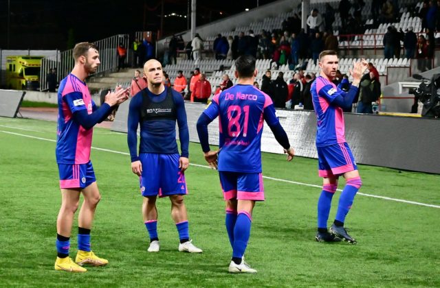 Výprask Slovana v Trenčíne bude mať následky. Je to hanba, niektorí hráči pôjdu do béčka, vyhlásil Weiss (video)