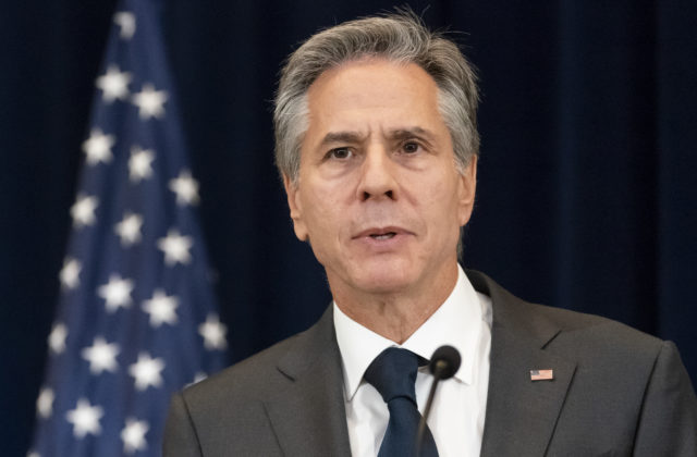 USA pošlú na Ukrajinu ďalšiu vojenskú pomoc, ide o reakciu na bezprecedentné útoky ruskej armády na civilné obyvateľstvo