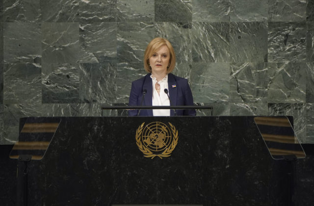 Liz Truss sa ospravedlnila za chyby, konzervatívcov chce priviesť do ďalších volieb