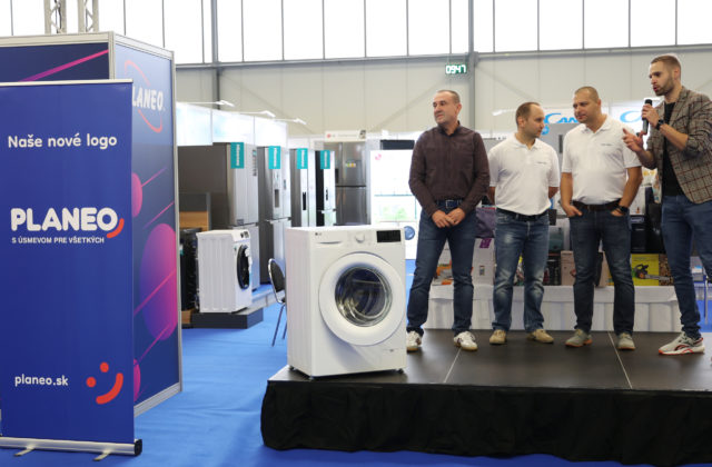 Na najväčšom slovenskom elektro evente FAST DAY predstavilo PLANEO nové logo