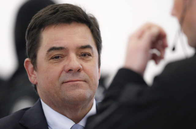 Na súde v Pezinku pokračuje pojednávanie v prípade vraždy Kuciaka a jeho snúbenice, čítajú sa svedectvá Petra Tótha