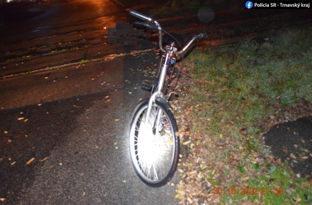 Muž na železničnom priecestí spadol z bicykla, na mieste zomrel (foto)