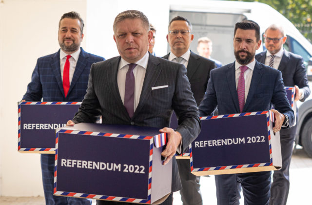 Ficove referendum o predčasných volieb nás vyjde na viac ako 10 miliónov eur, vláda schválila úlohy nevyhnutné na jeho prípravu