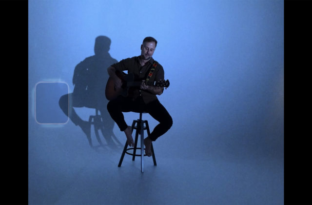 Láska na pokračovanie? DUS SKY predstavuje ďalšiu chytľavú novinku – S dažďom v mieri