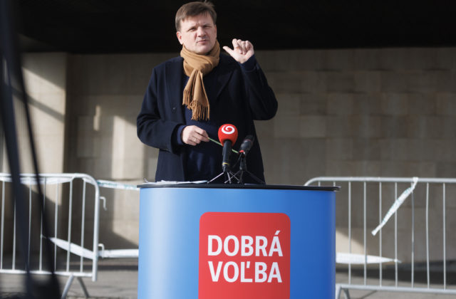 Neskutočná drzosť a výsmech gastro sektoru. Hlina kritizuje Matoviča a Kollára za nižšiu DPH pre lanovky a vleky