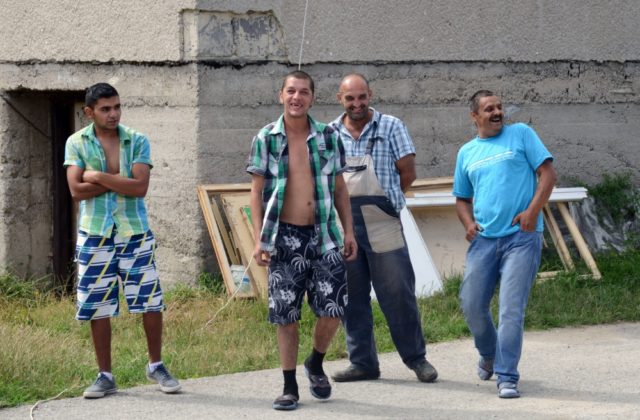 Terčom extrémizmu na Slovensku sú vo fyzickom svete najmä Rómovia, v online priestore Židia. Radikalizuje sa spoločnosť?