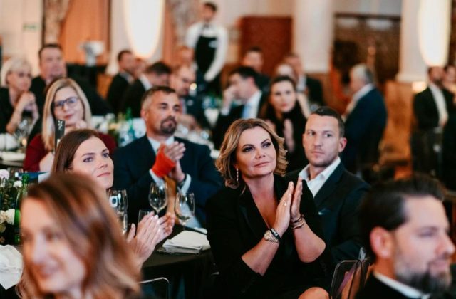 Karolína Topolová oslavuje desať rokov v čele AURES-u, firma takmer strojnásobila obrat