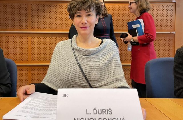 Slovenské servery sú plné detskej pornografie, musíme konať, upozornila Ďuriš Nicholsonová