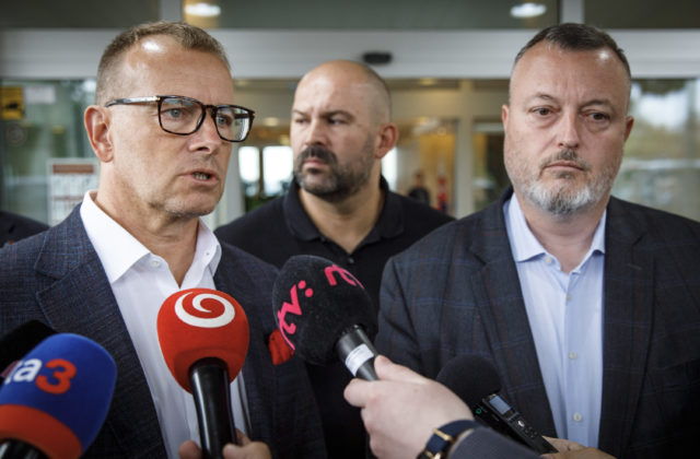 Sme rodina podľa Pčolinského ešte nevie, či zahlasuje za návrh regulácie škodlivého obsahu na internete