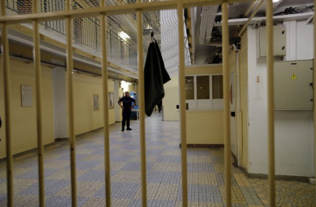 Obvinený z úkladnej vraždy ostáva vo väzbe, najvyšší súd zamietol jeho sťažnosť