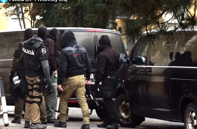 Mladá žena si prežila peklo, zachránila ju SMS-ka známemu a svetelný signál S.O.S.