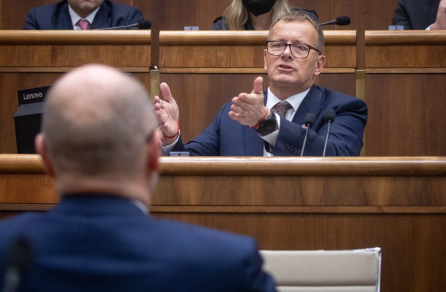 Kollár je ochotný za účelom predídenia úradníckej vlády rokovať aj s Ficom či Tarabom