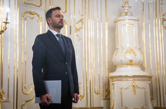 Máme pred sebou nový príbeh, uviedol Heger po odvolaní vlády. Momentálnou prioritou je schválenie rozpočtu