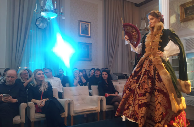 Najikonickejšie šaty cisárovnej Sissi si už môžete pozrieť aj na Slovensku (foto)