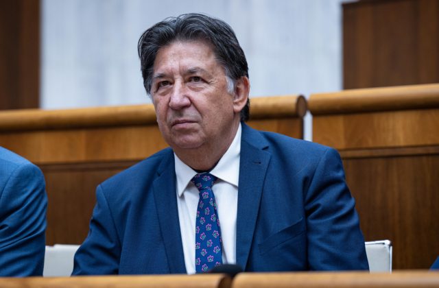 Budaj sa obáva o demokraciu na Slovensku, chce zmobilizovať sily a zasadnúť za okrúhly stôl