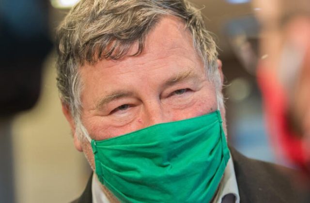 Aj v ťažkých časoch dokázal dať ľuďom nádej. Krčméry zohral v boji proti pandémii nezastupiteľnú úlohu, povedal Mikas