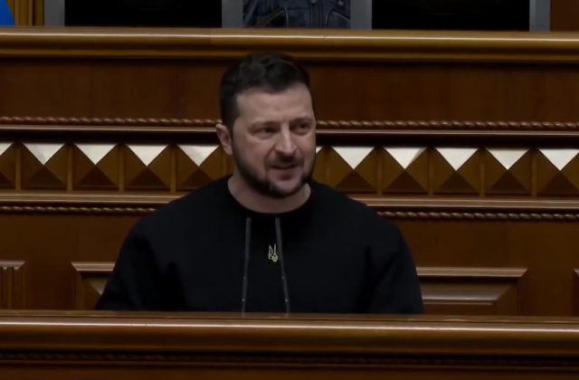 Zelenskyj oznámil, že od začiatku vojny na Ukrajine sa podarilo oslobodiť vyše 1400 vojnových zajatcov