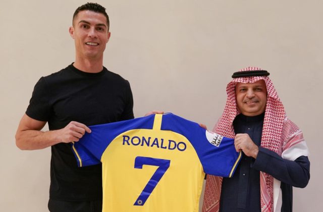 Ronaldo mieri na Blízky východ, podpísal lukratívny kontrakt s Al-Nassr a hovorí sa o astronomickej sume (foto)
