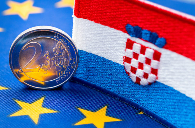 Chorvátsko od 1. januára prejde na euro a vstúpi aj do schengenského priestoru