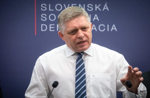 Politici mlčia a ignorujú referendum, pretože z neho majú strach. Fico opäť ukázal prstom na prezidentku (video)