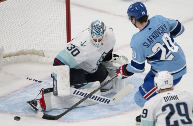 Slafkovský aj jeho tím sa trápia. Pre obe strany by bolo najlepšie, keby ho poslali do AHL, myslí si expert