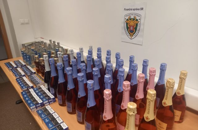 Na hraničnom priechode Čunovo – Rajka zadržali colníci množstvo pašovaného kontrabandu