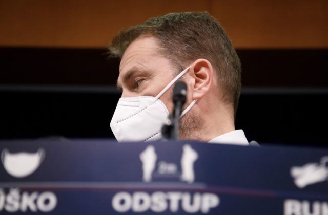 Najhorší bol COVID-19 a potom Matovičova vláda, myslia si Slováci a jasno majú aj v ďalších negatívnych vplyvoch na štát